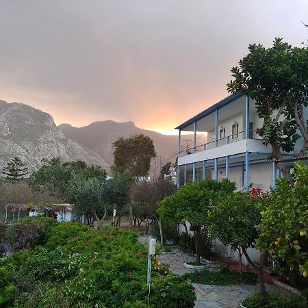 Milios Studios Megálon Choríon Bagian luar foto